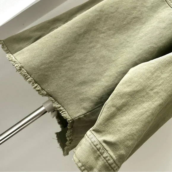 🍒Women’s Garage Lightweight Button Down Jacket. Olive Green. Size: Medium - Picture 10 of 11